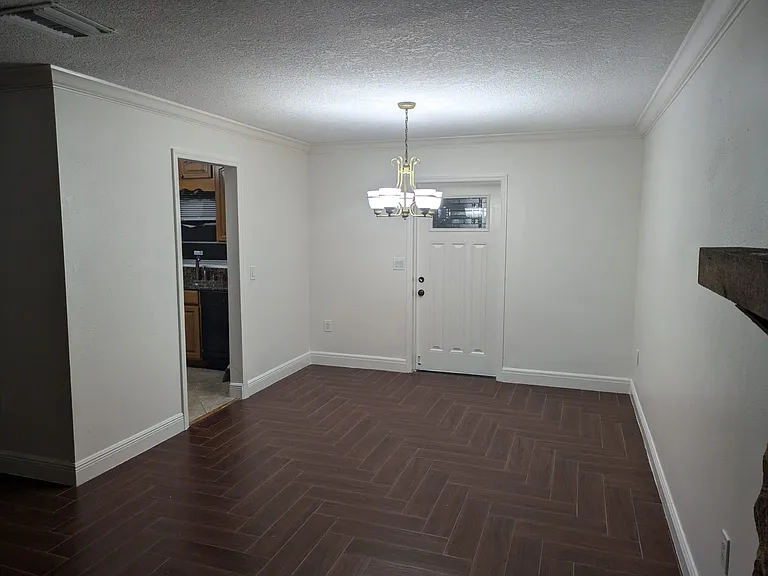 8021 Sandberry Blvd — Photo 31
