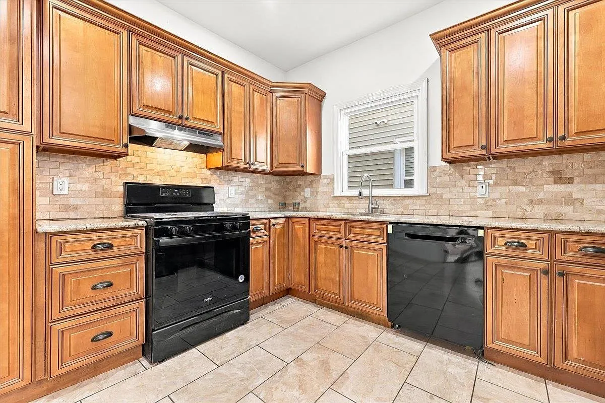 2 bed, 2.0 bath, $3,000 — Photo 4