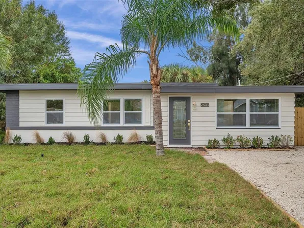 2634 Hope St, Sarasota, FL 34231