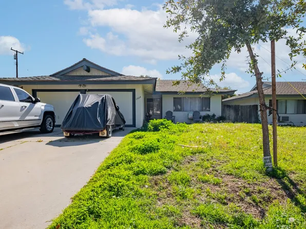 1934 Bobolink Way #A & B, Pomona, CA 91767