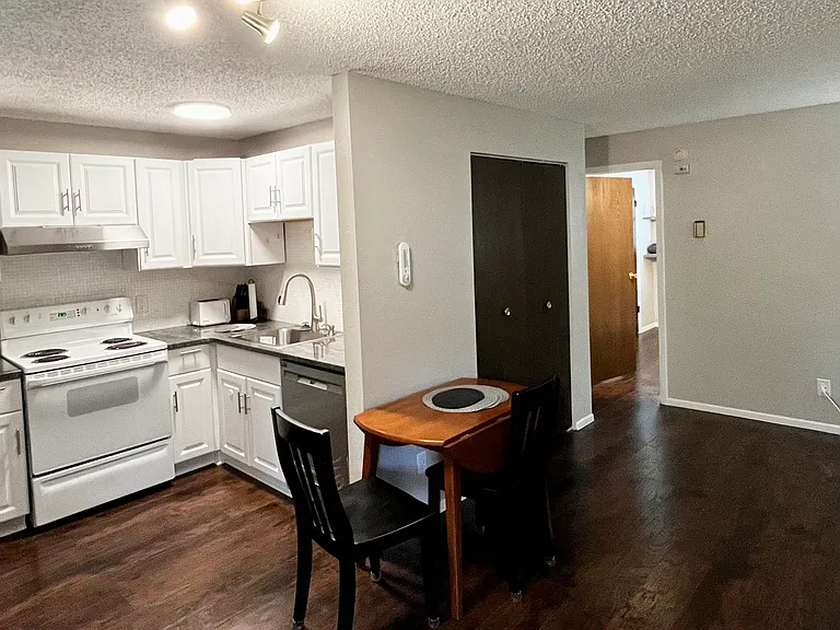 3363 Madison Ave #V322 — Photo 12