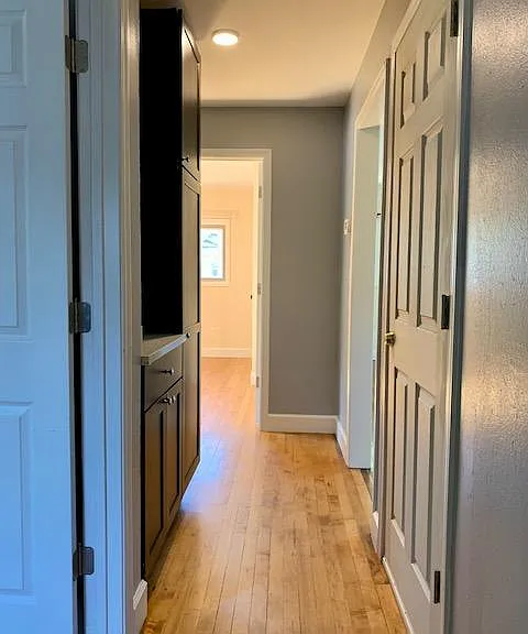 818 E 11th St #A — Photo 10