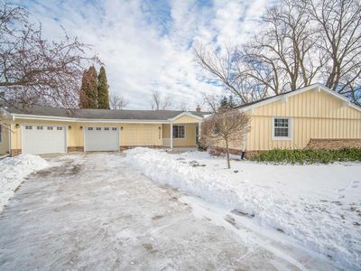 3190 Old Lantern Ct, Brookfield, WI, 53005