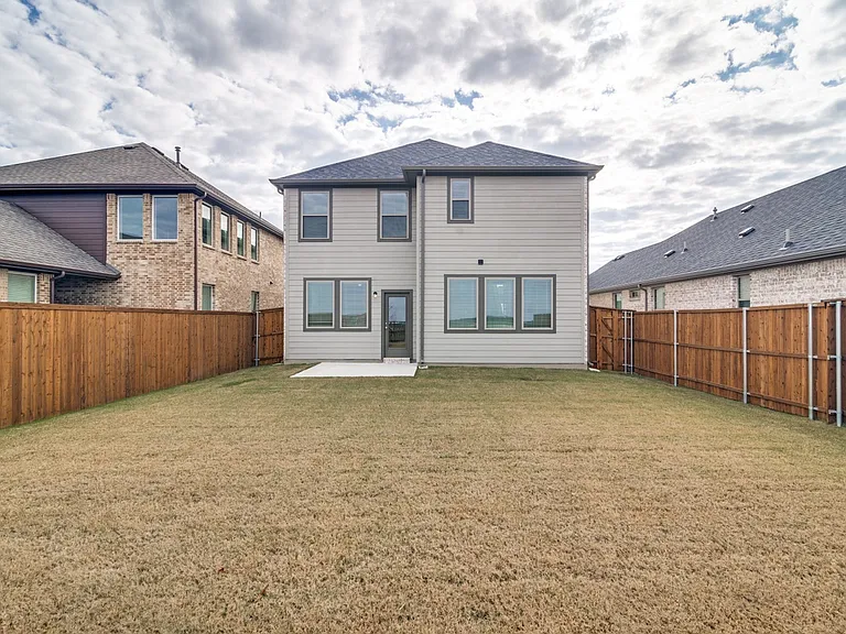 2717 Green River Rd — Photo 13