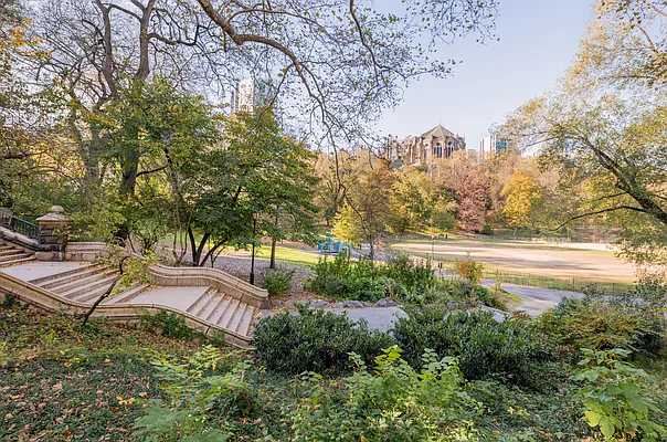 Sold by Compass | media 16