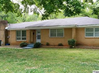 2308 Lynn Rd NW, Huntsville, AL 35810