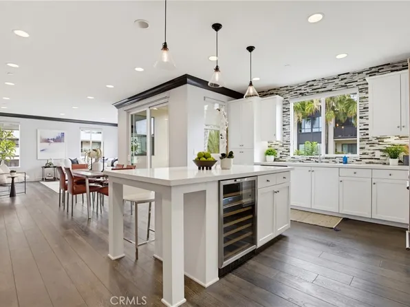 12526 W Fielding Cir APT 3, Los Angeles, CA 90094