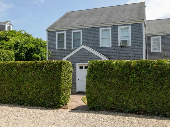 16A Boynton Ln #A, Nantucket, MA 02554