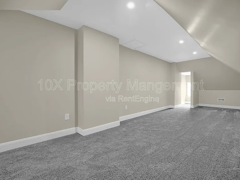 555 Kimball Pl — Photo 19