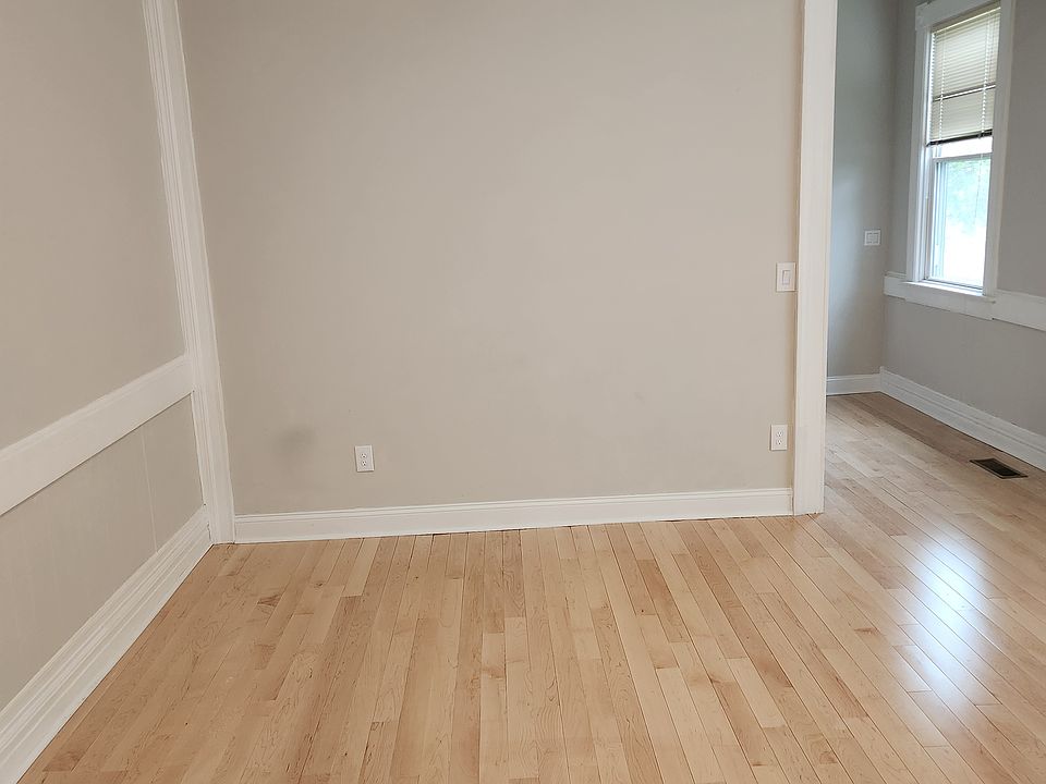 Office/living area