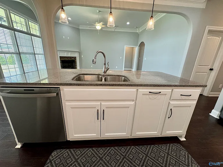 6342 Central Park Ln — Photo 15