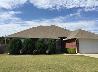 11009 Larkin Ln, Midwest City, OK 73130