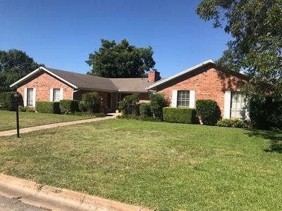 3920 Carman Dr, Benbrook, TX, 76116