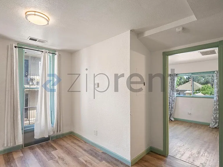 160 E Reed St #3 — Photo 12