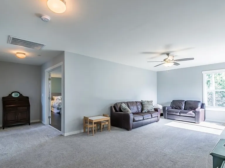 1456 Packwood Ave — Photo 23