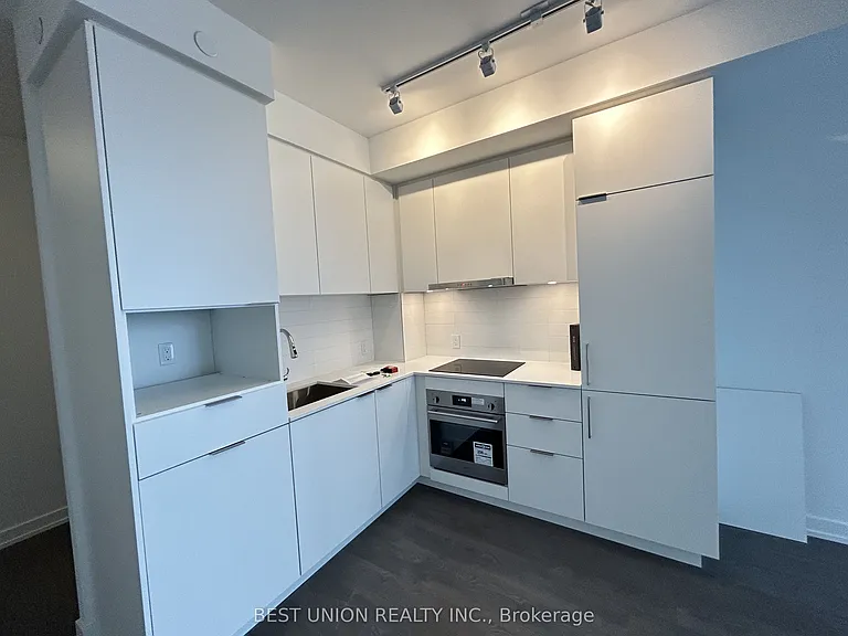 8 Olympic Garden Dr #S2801 — Photo 2