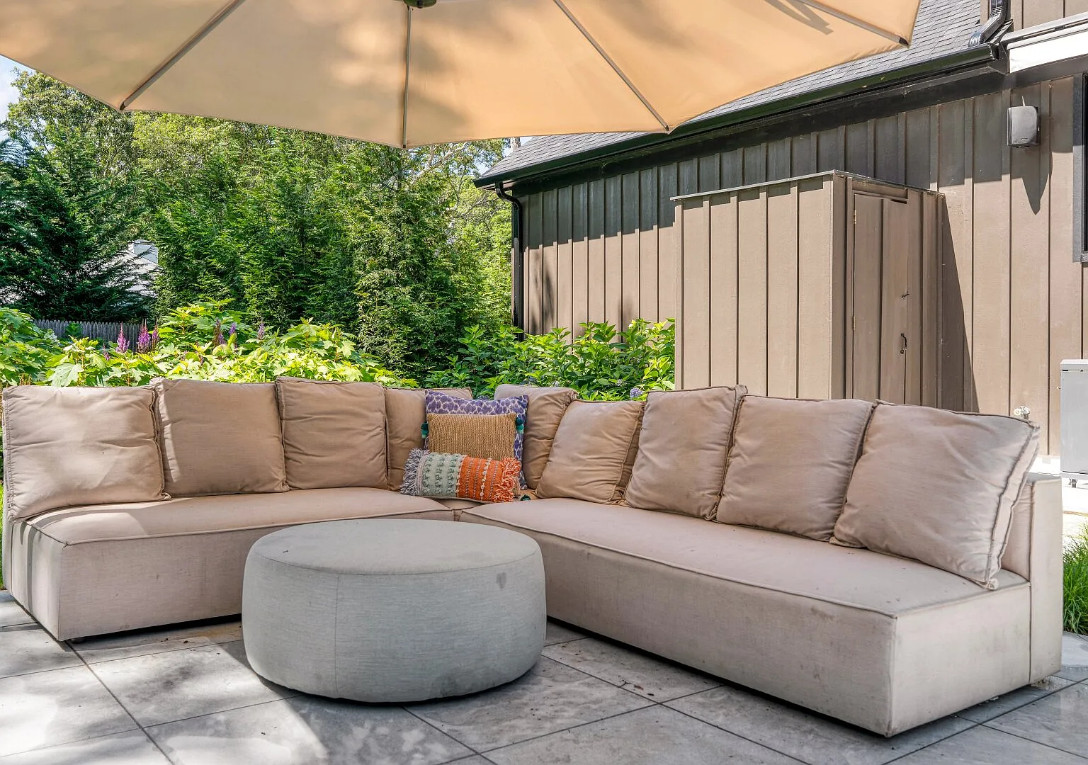 Spacious, New Build - East Hampton Home Perfect for Families — Photo 4