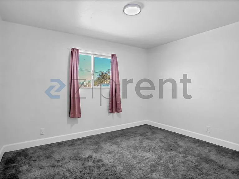 11103 S 11th Ave — Photo 22