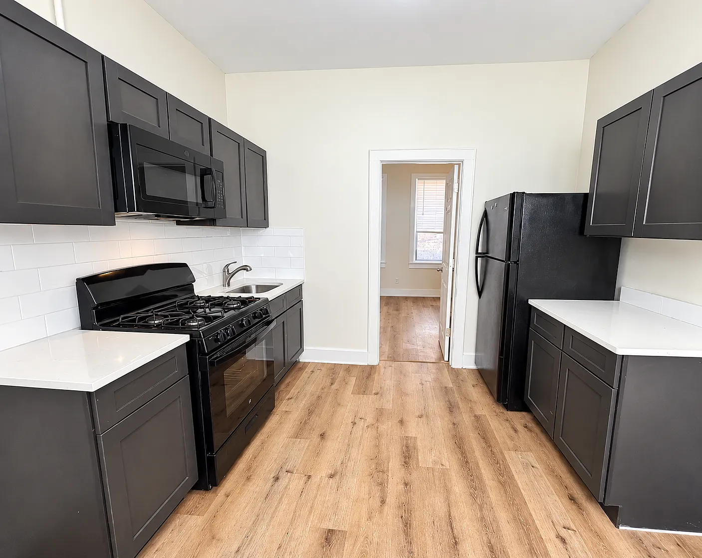 1 bed, $1,900 — Photo 1