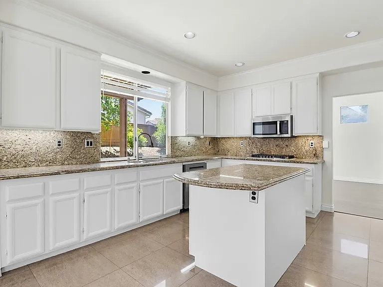 1100 Corrales Ln — Photo 40