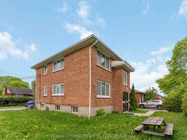 1086 Apolydor Ave #3 — Photo 2