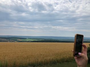 Cortland Ct, Andreas, PA 18211