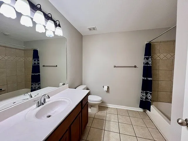 564 S Pierremont Dr #1 — Photo 19