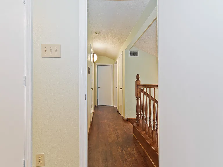 6014 Parkmeadow Dr — Photo 27