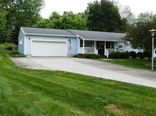 10117 Ruth Dr, Wadsworth, OH 44281