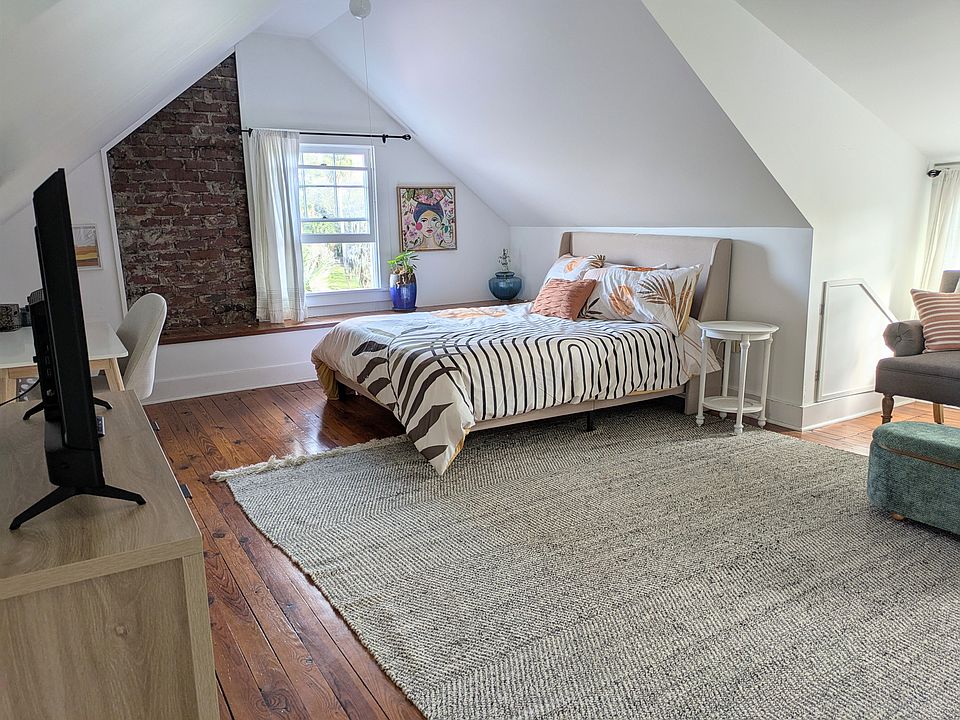 Private Bedroom