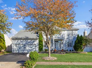3 Brent Dr, Howell, NJ 07731