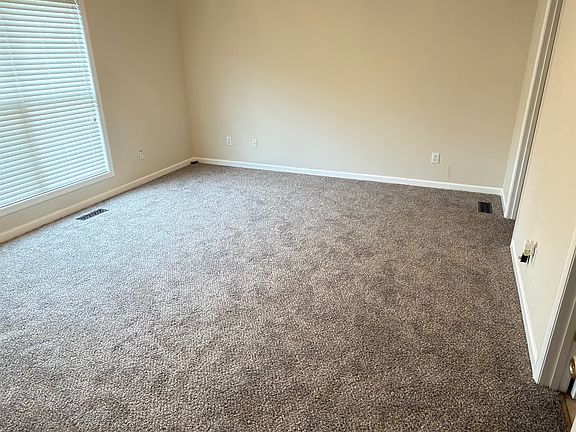4th image of 17684 Menefee Rd