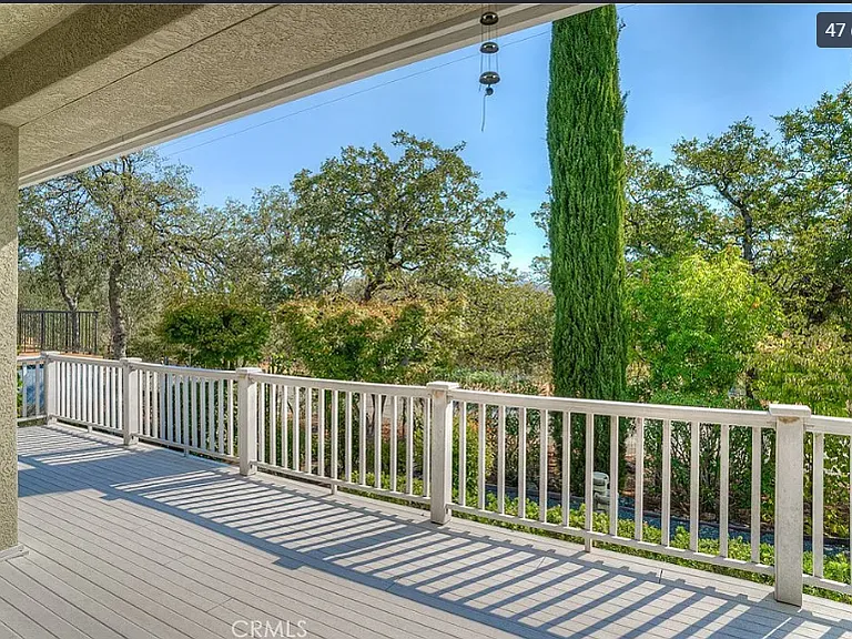 Lodgeview Dr — Photo 14