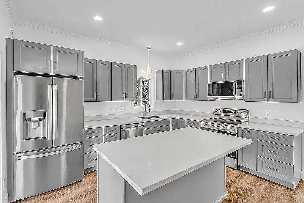 718 Largo Road - 1 — Photo 4