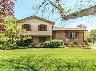 7777 Hidden Hollow Dr, Mentor, OH