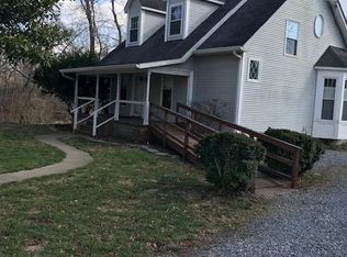 4223 Metzerott Rd, College Park, MD 20740