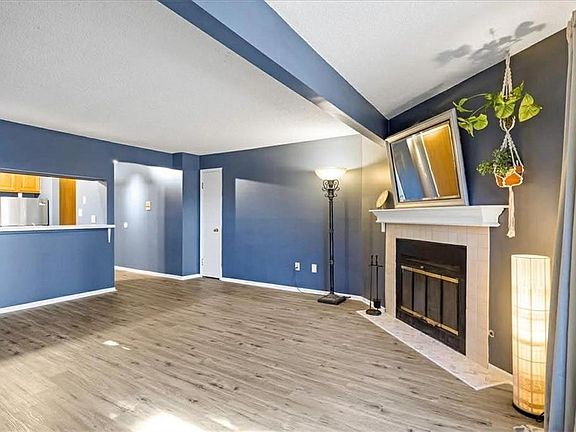 5th image of 8135 Holmes Rd APT 202