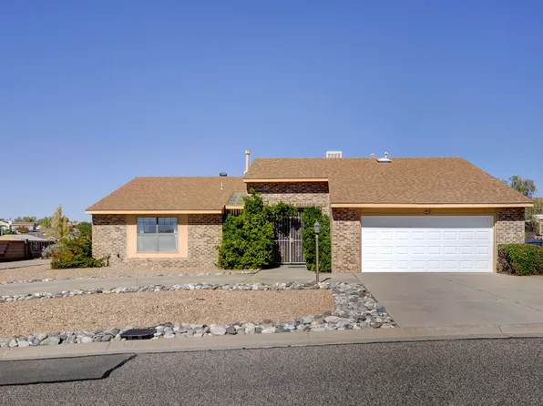 4493 Quartz Dr NE, Rio Rancho, NM 87124