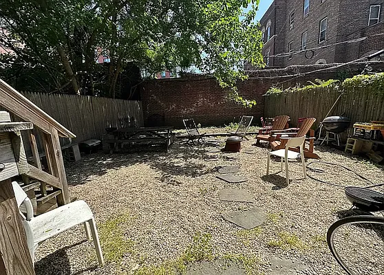 Rented by Avenues Real Estate | media 6