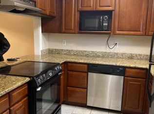 317 Ormond Meadows Dr APT B, Destrehan, LA 70047
