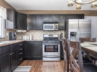 3080 Long Champs Dr, Florissant, MO 63033