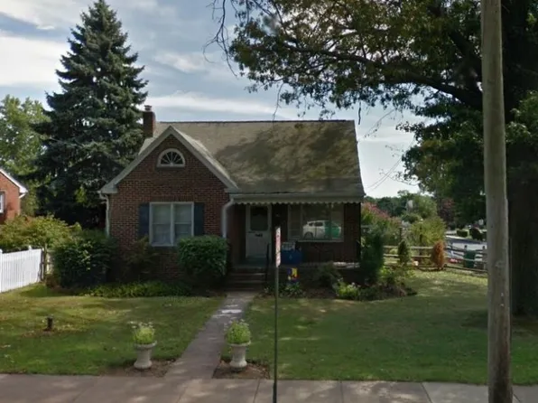 304 Grosstown Rd, Stowe, PA 19464