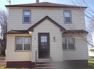 323 Leonard St, Ironwood, MI 49938