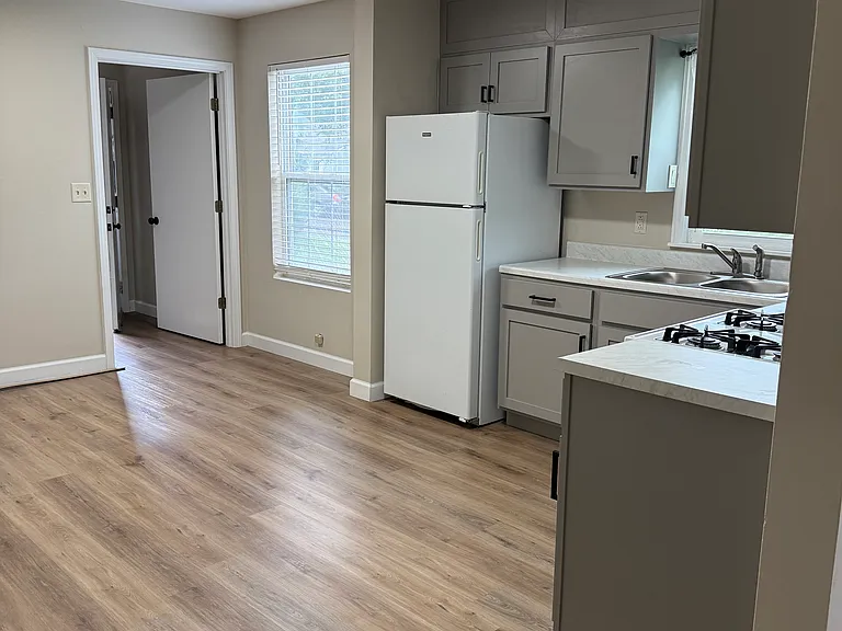 801 Ridgeway Ave — Photo 10