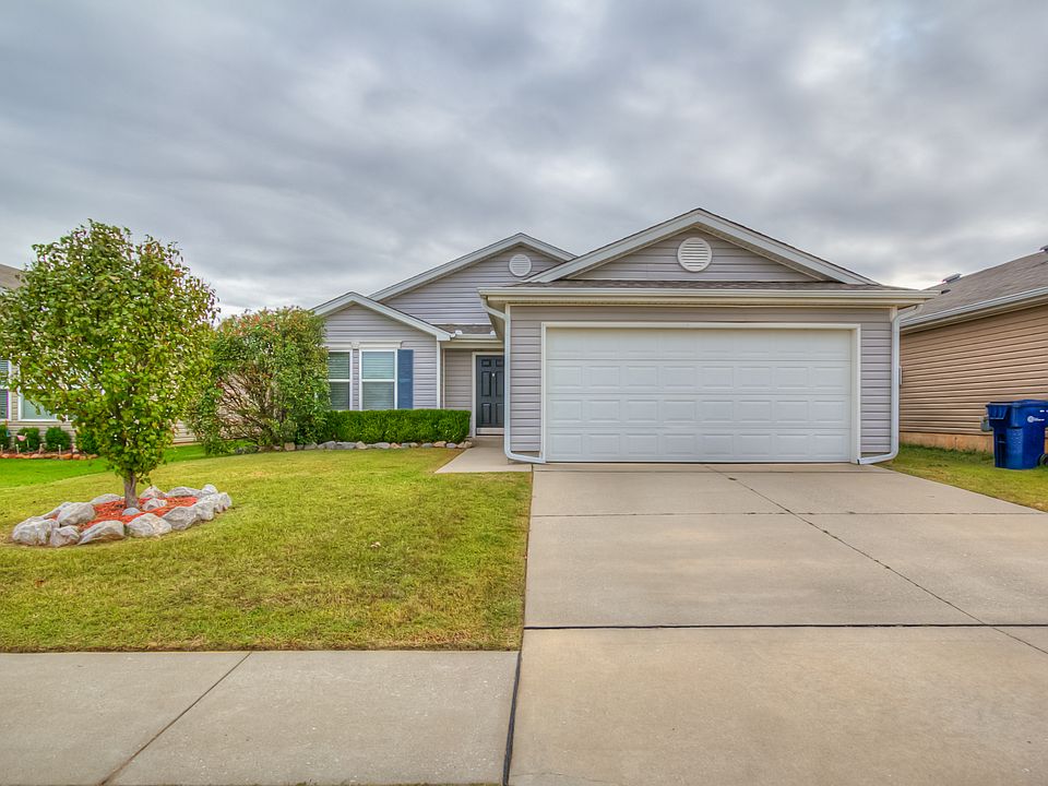 1st image of 15616 Ivy Hill Dr