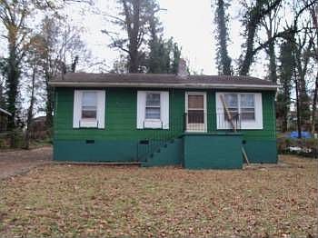 1st image of 429 Crosby Cir