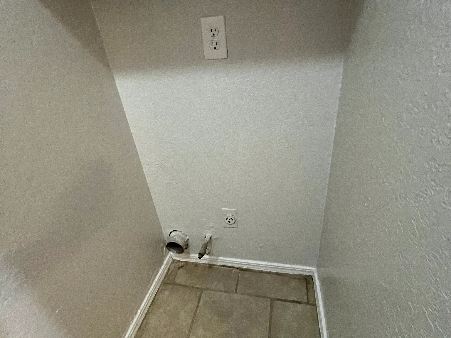 3 bed, 1000 sqft, $1,000 — Photo 4