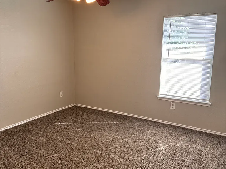 2810 Lockeridge Pines Dr — Photo 21