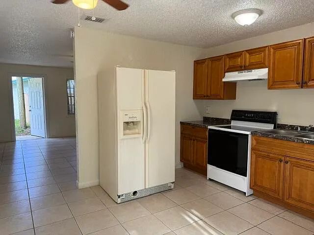 4911 Gulfstream Rd — Photo 6