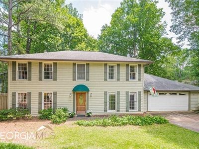 10065 Lake Forest Way, Roswell, GA, 30076